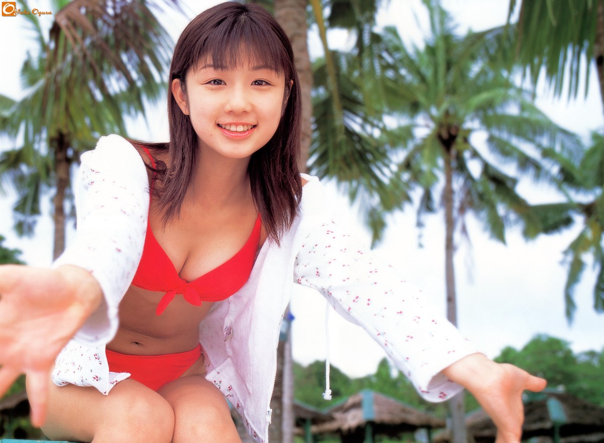 Photobook Yuko Ogura 小倉優子 I Miss You And Youre So Kind 0049 0642786802.jpg