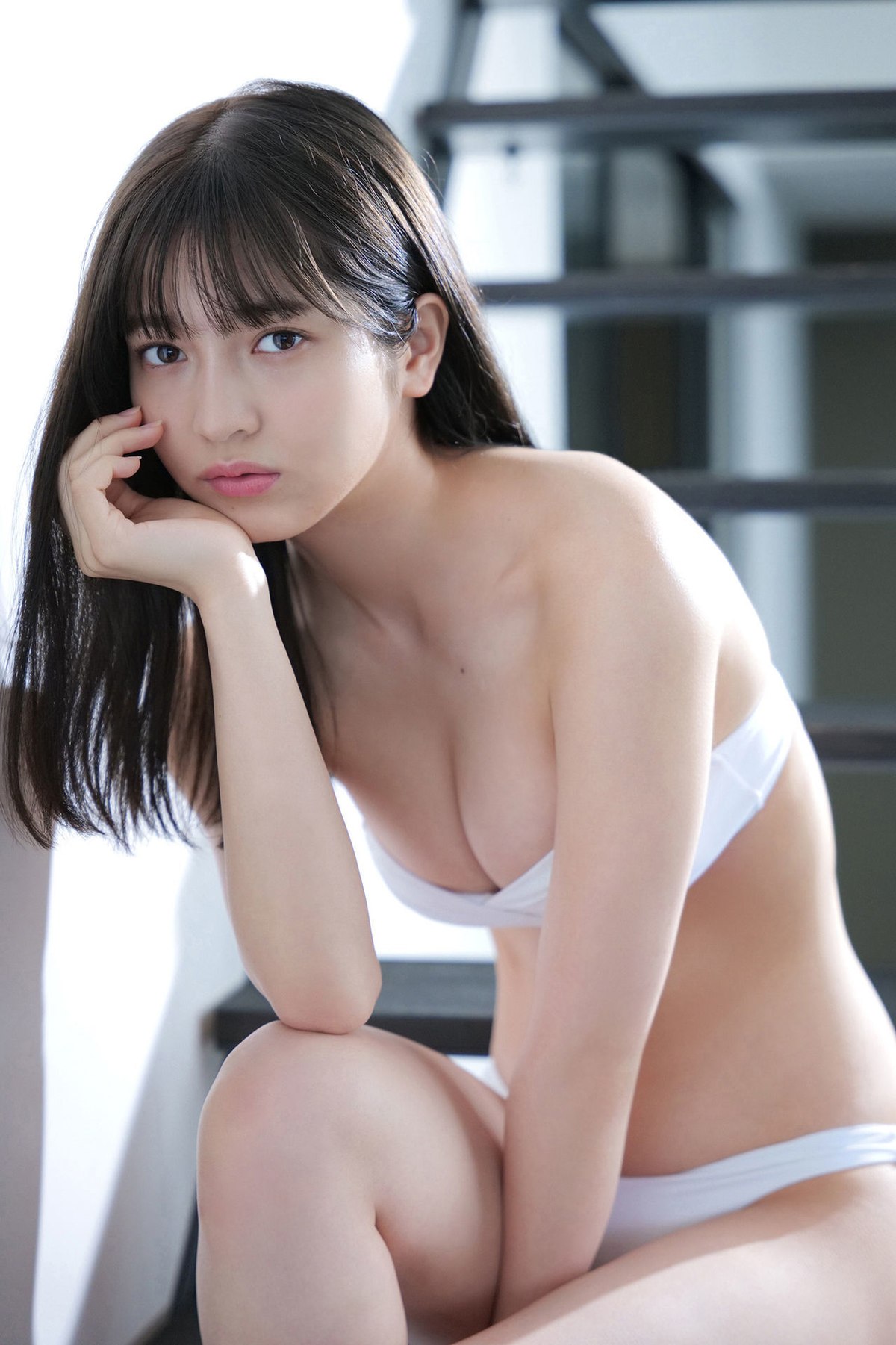 Photobook Kurosaki Nanako 黒嵜菜々子 YM 2021 Issue 31 Unreleased Cut 0001 3440499545.jpg