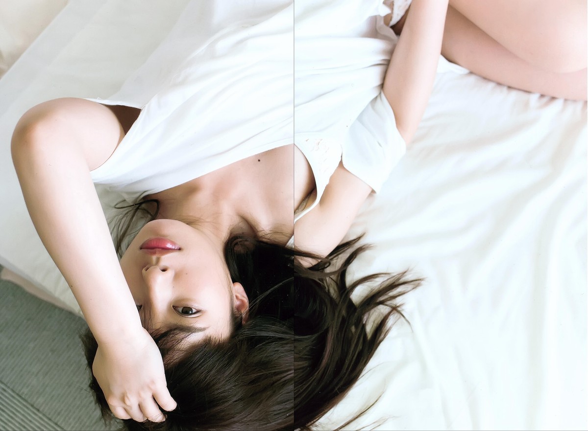 Photobook Nana Yamada 0010 9021470733.jpg