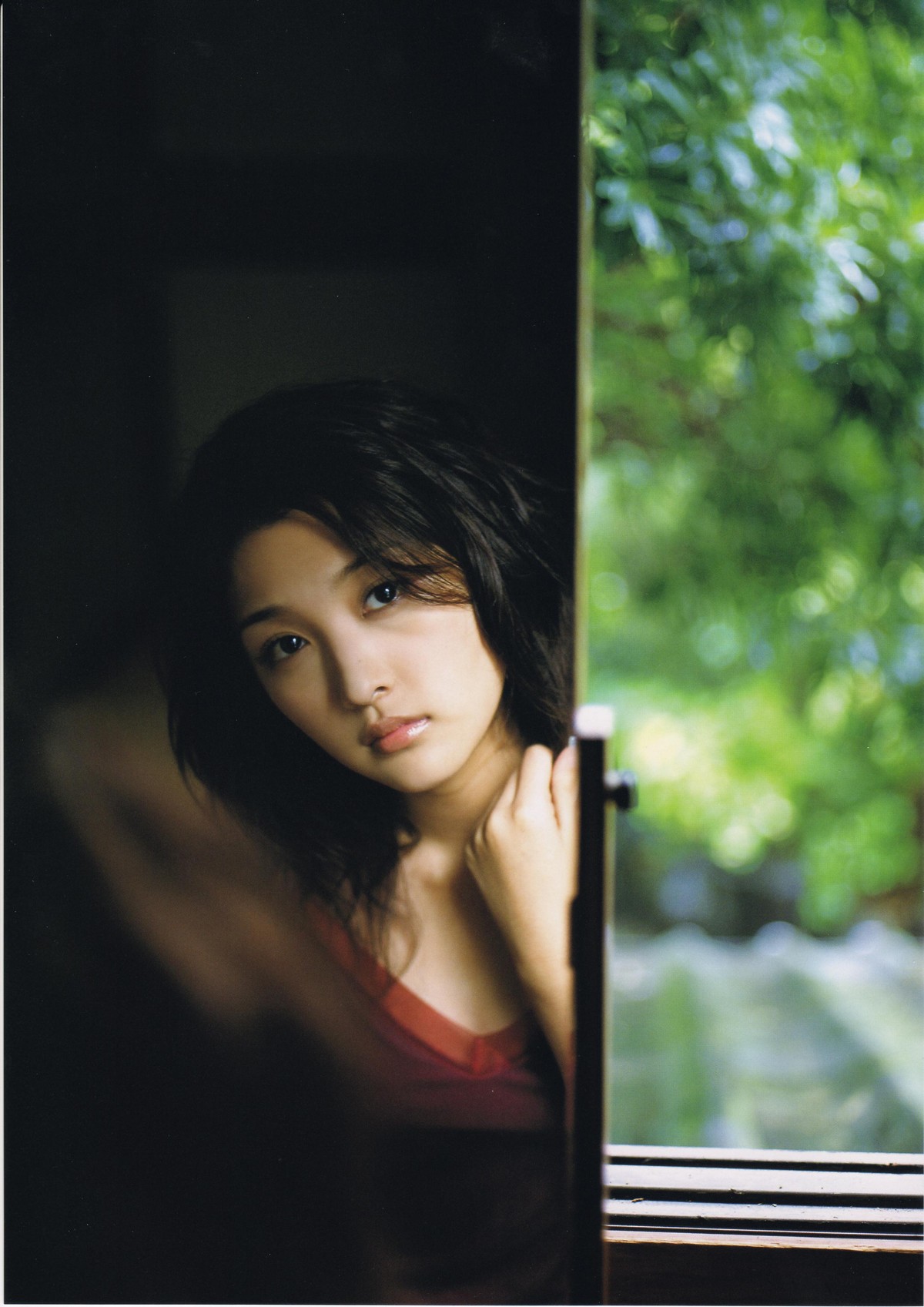 Photobook Rika Ishikawa 石川梨華 Gorgeous Hana bi See The Pay 0069 5541984122.jpg