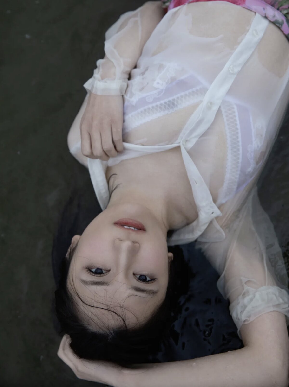 Photobook Kaede Shimizu 清水楓 Emerge As 0080 0546774097.jpg