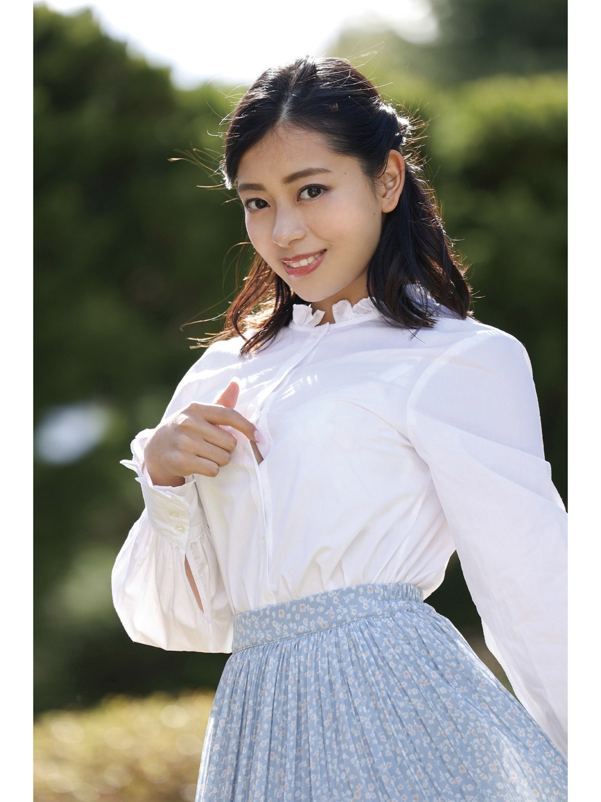 Photobook EMILY Official Gravure Photo Book Clear Season 0026 7443652619.jpg