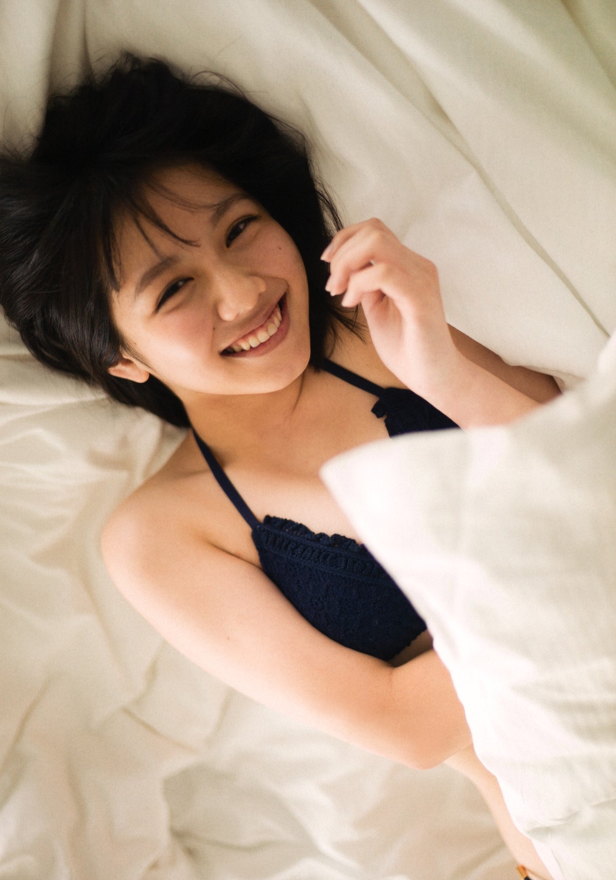 Photobook 2019 01 17 Miho Watanabe 渡邉美穂 1st Photobook Hidamari 0028 6426916924.jpg