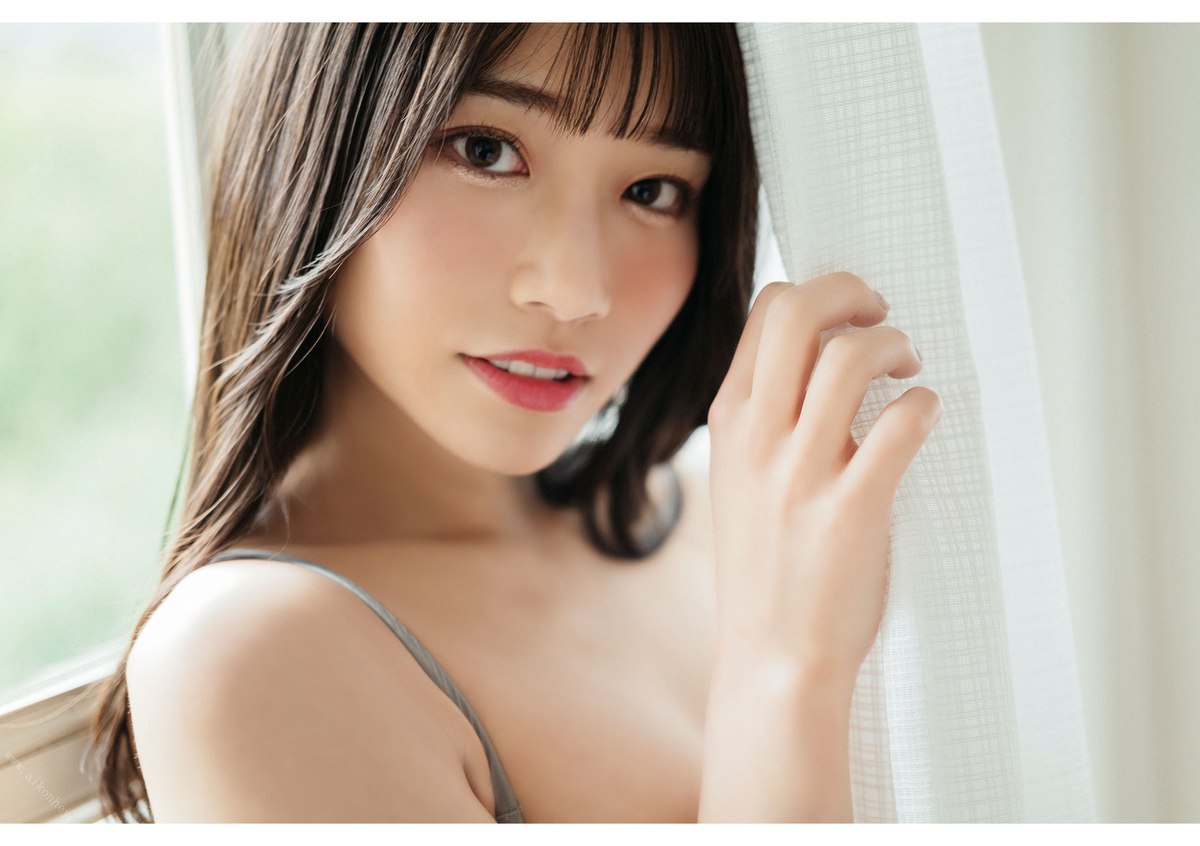 Photobook 2022 07 11 Saika Kawakita 河北彩花 Taken A 0045 7414507807.jpg