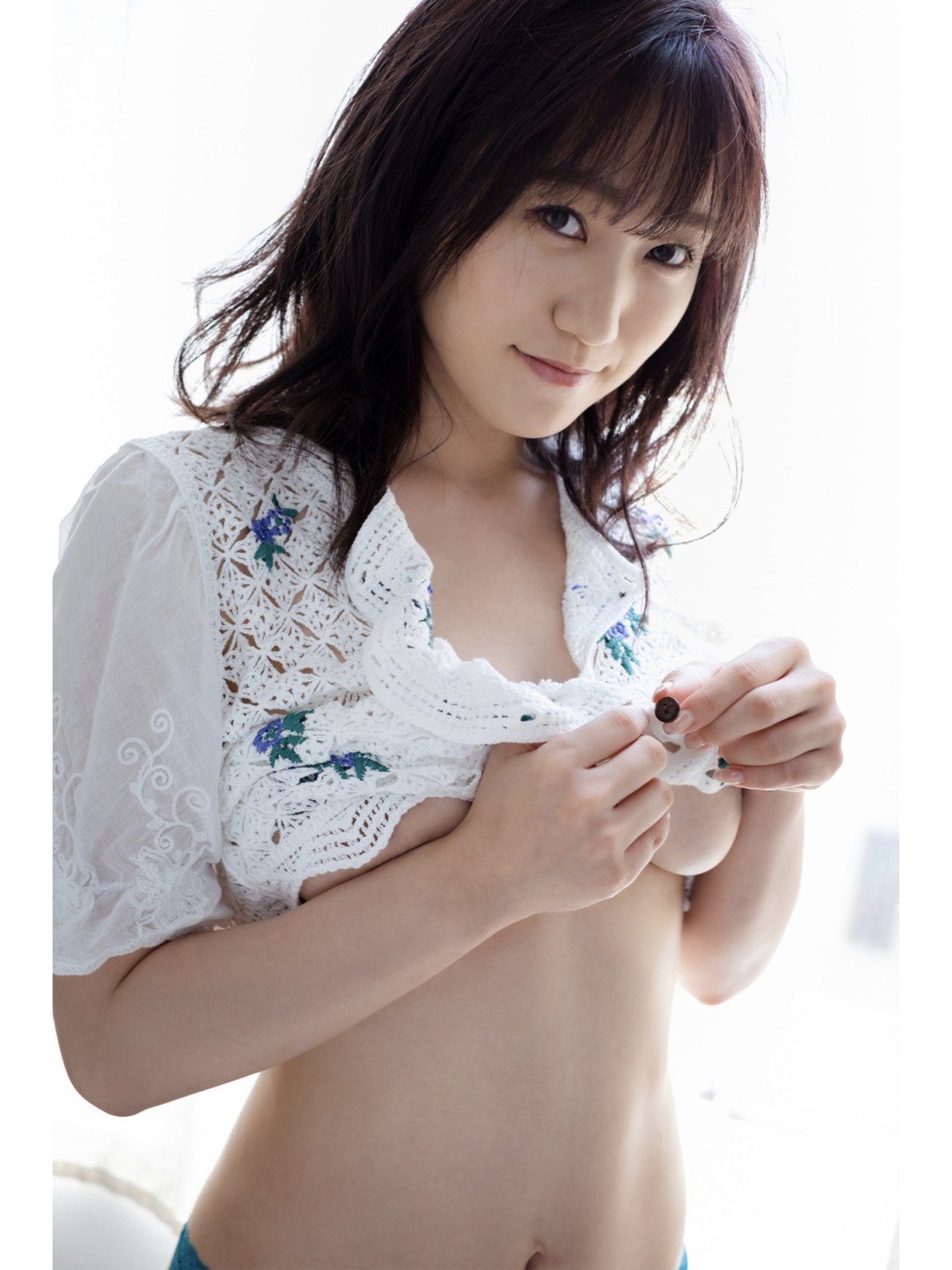 Photobook Hono Wakamiya 若宮穂乃 A Body That Fulfills Your Desires 0002 6900216909.jpg