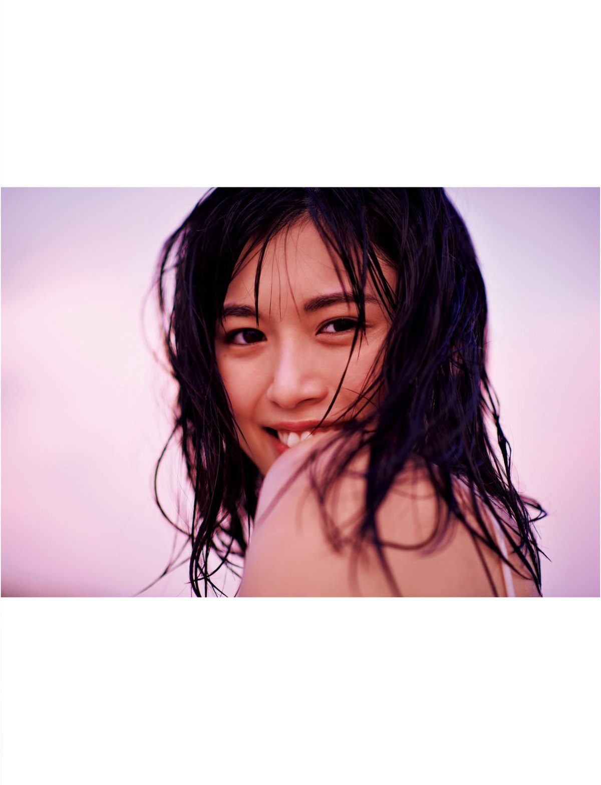 Photobook Kitamuki Miyu 北向珠夕 1st Photo Album KOIYOU Love Xi 0092 9745994724.jpg