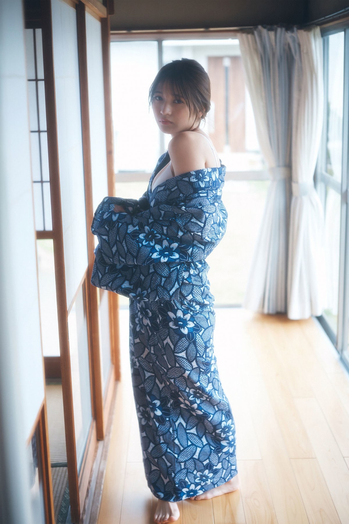 Weekly Gendai Photobook 2023 07 28 Nanako Kurosaki 黒嵜菜々子 Yukata In Disarray 0026 4473101845.jpg