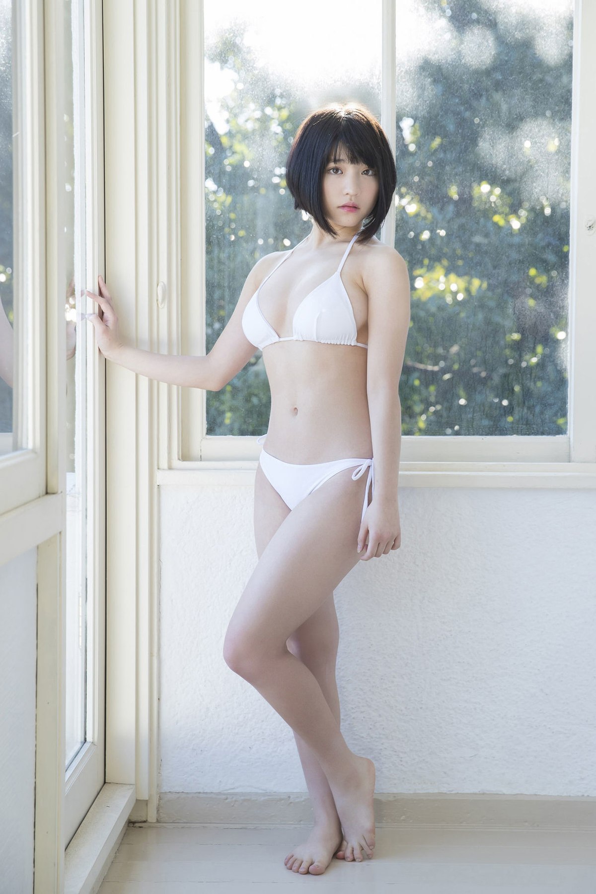 FRIDAY Digital Photobook 2018 06 08 Nagi Nemoto 根本凪 Green Cinderella 0026 4157017697.jpg