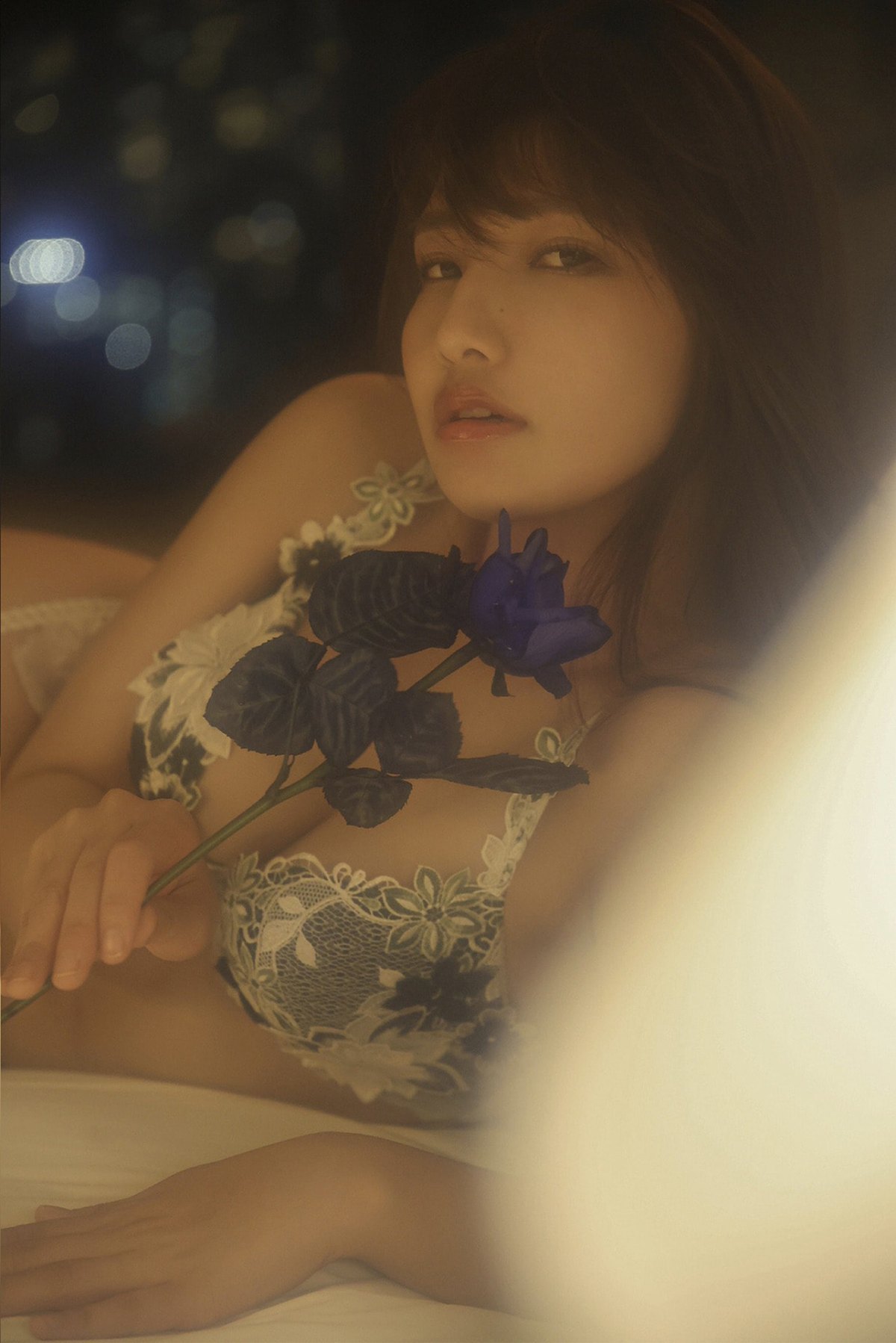 Photobook 2021 09 24 Seria Manatsuki 愛月セリア Drown In Love Passionate Seria 0040 4872758009.jpg