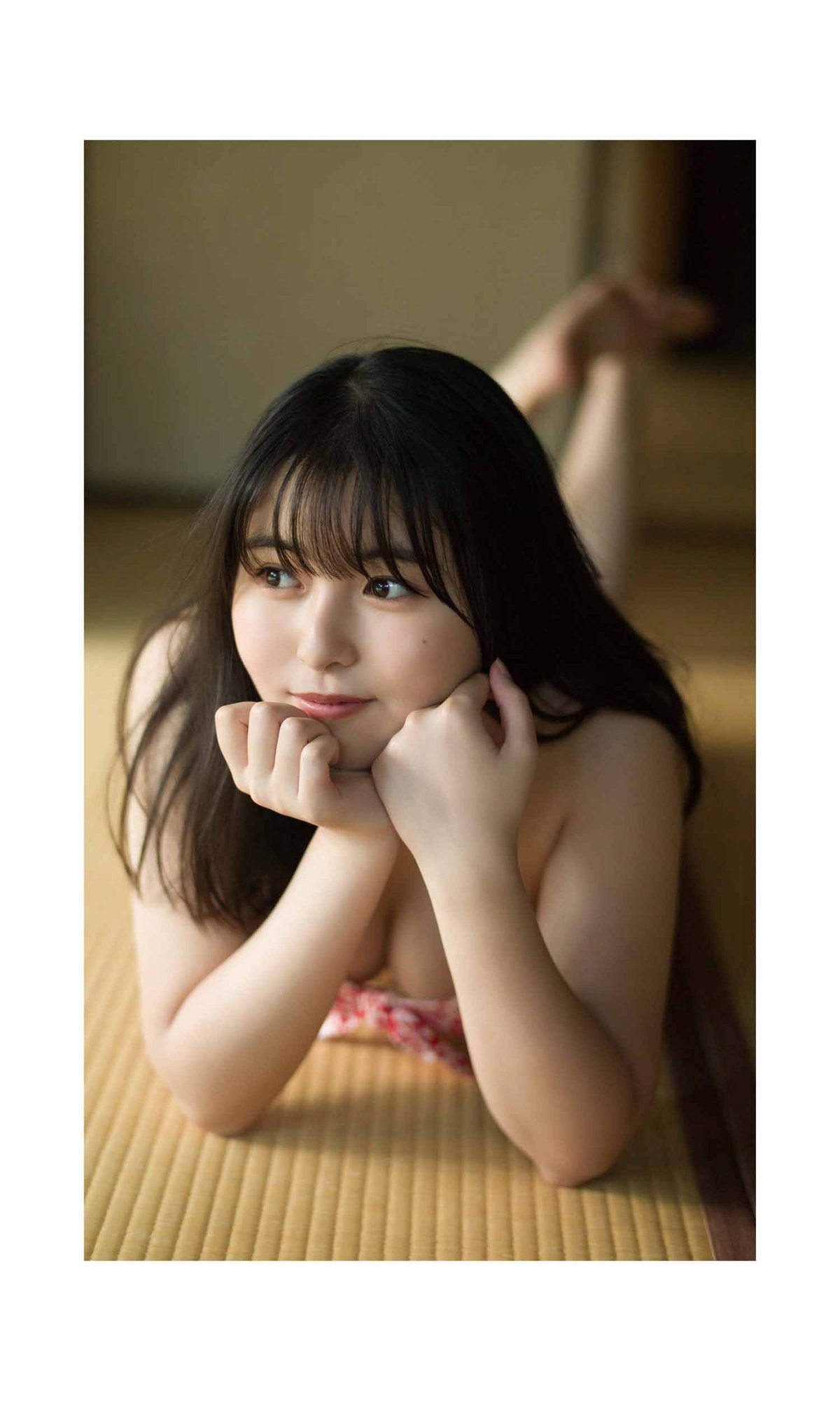 Weekly Photobook 2021 08 16 Sakina Tonchiki 頓知気さきな Summer Goldfish 0025 9222991462.jpg