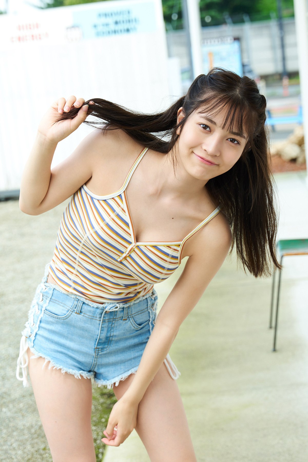 Platinum FLASH Photobook 2021 11 19 Nanako Kurosaki 黒嵜菜々子 18 Years Old 0018 2483114594.jpg