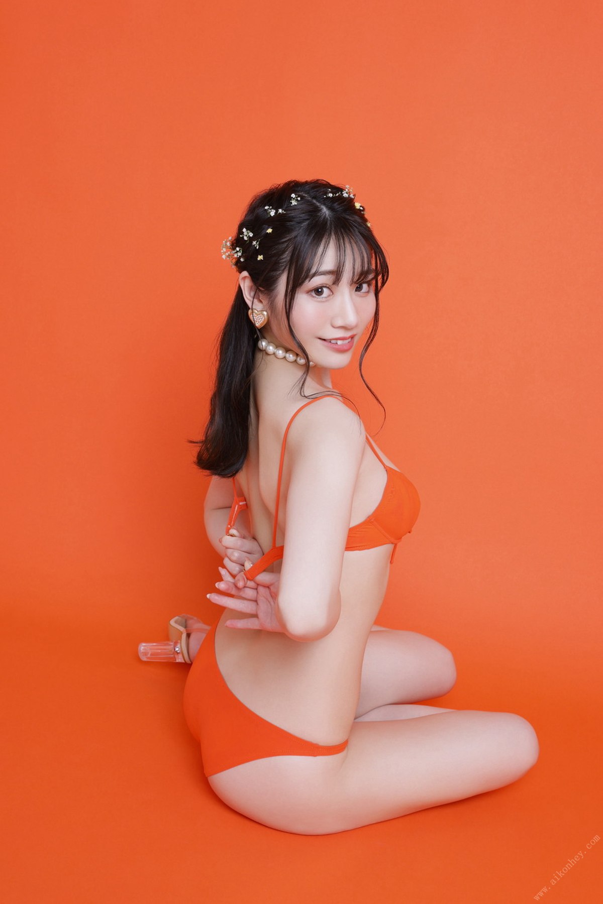 Photobook 2021 06 18 Saika Kawakita 河北彩花 Irodori B 0062 9938798561.jpg