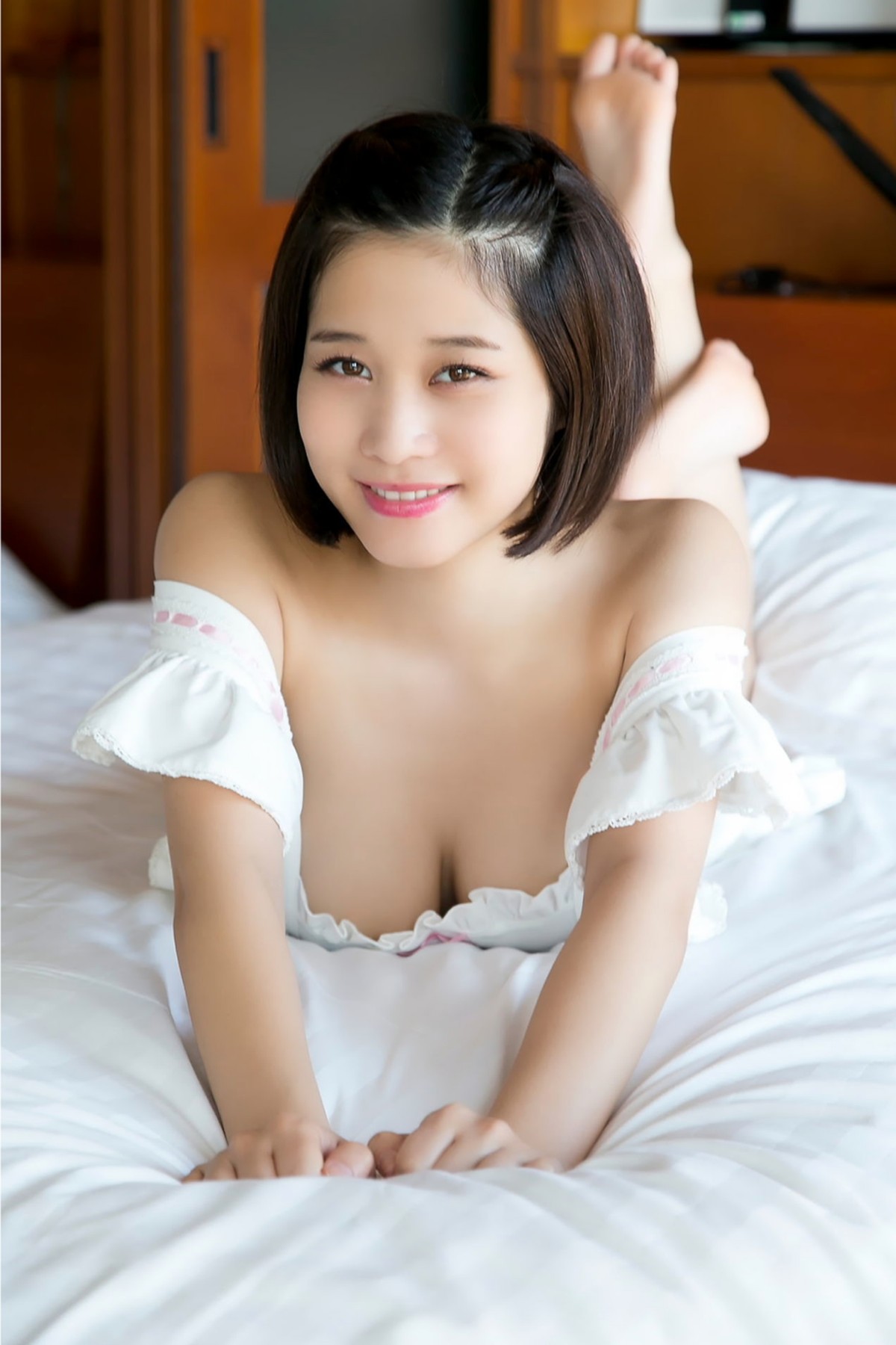 Photobook Rin Takahashi 橘花凛 Princess 0066 4492067965.jpg