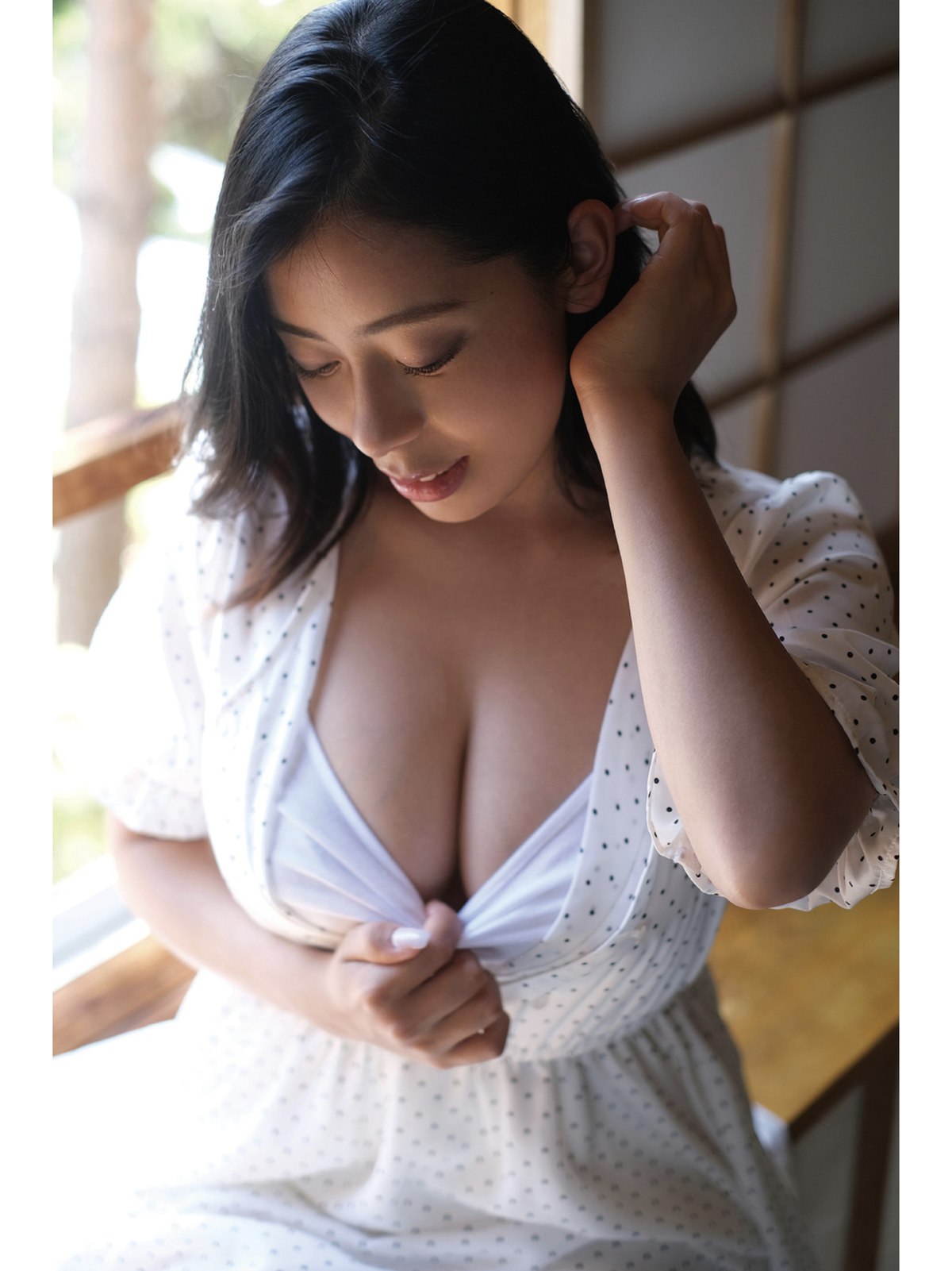 Photobook EMILY Official Gravure Photo Book Clear Season 0018 6450047249.jpg