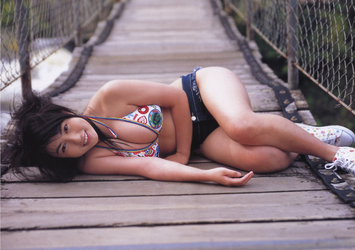 Photobook Takizawa Nonami 滝沢乃南 Hello Everyone 0022 1319380628.jpg