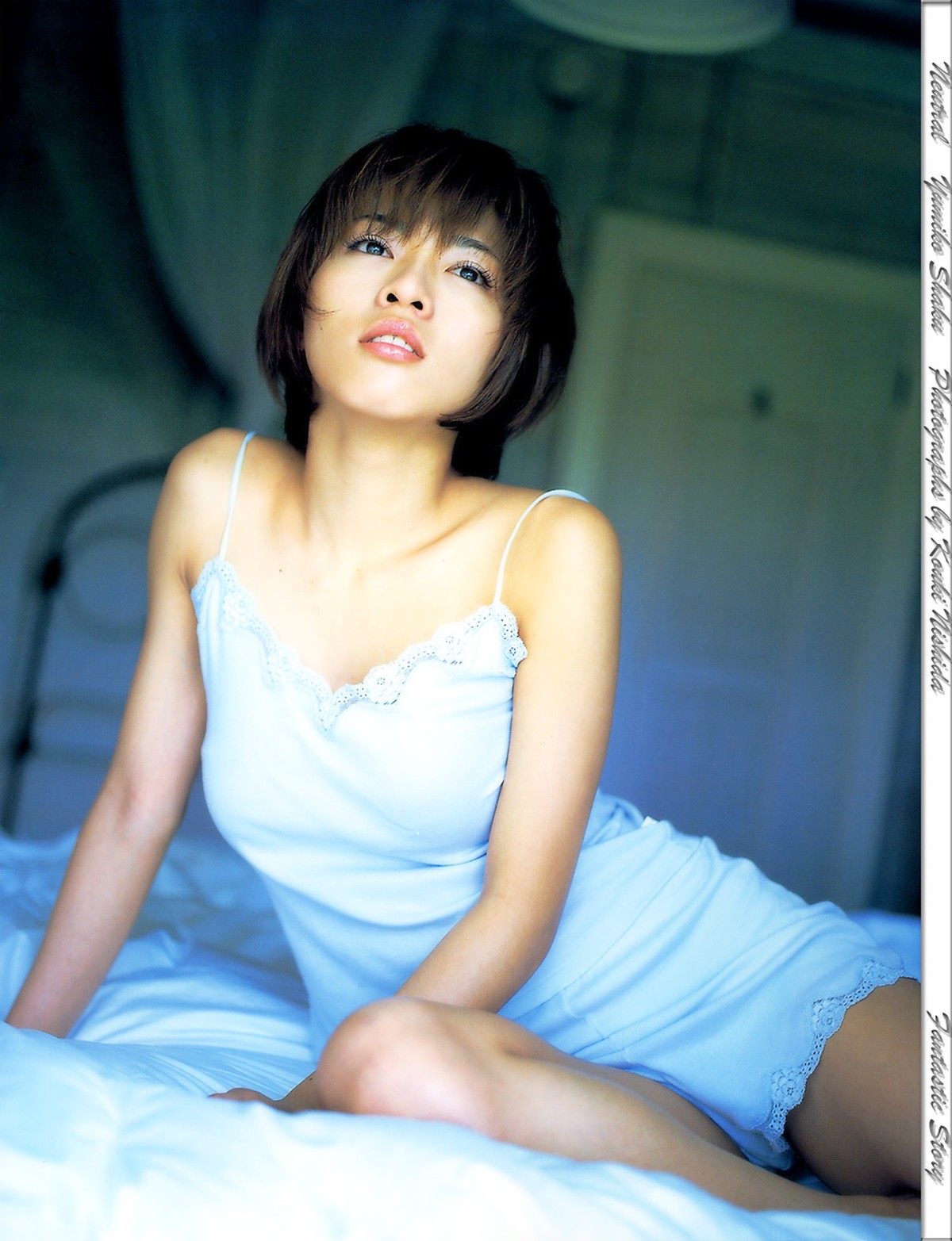 Photobook Yumiko Shaku 釈由美子 Neutral 0051 2579785788.jpg