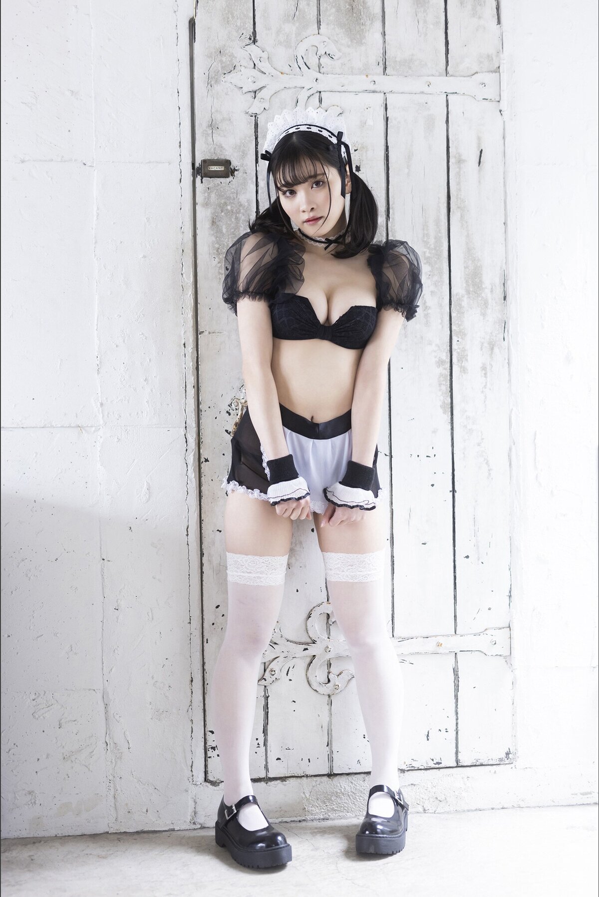 Photobook 2023 06 23 Saka Igarashi 五十嵐早香 Next Oshi Girl Vol 3 Yanmaga Digital Photo Collection 0018 8591524481.jpg