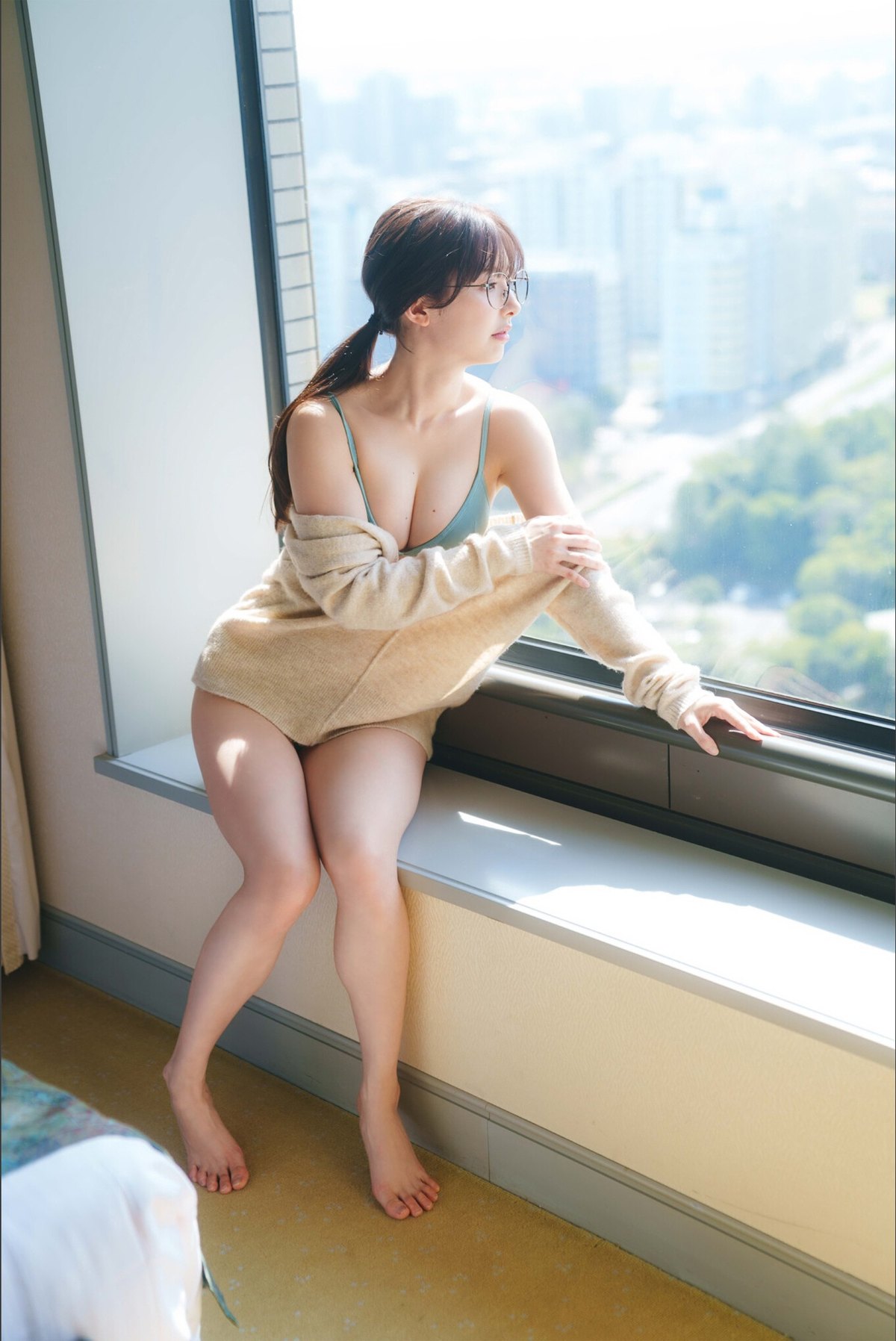 Weekly Gendai Photobook 2023 07 21 Tomu Muto 武藤十夢 Genius To Seduce A 0035 7677195168.jpg