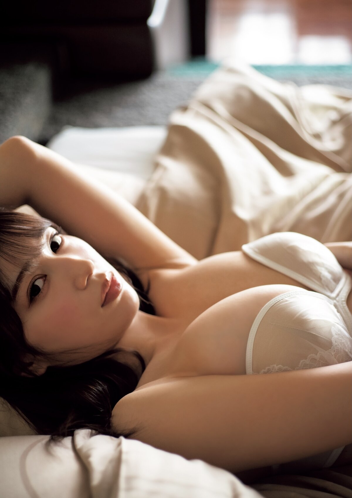 Photobook 2022 04 19 Risa Yukihira 雪平莉左 First Photobook 1st Photobook Torokeru B 0016 3673519685.jpg