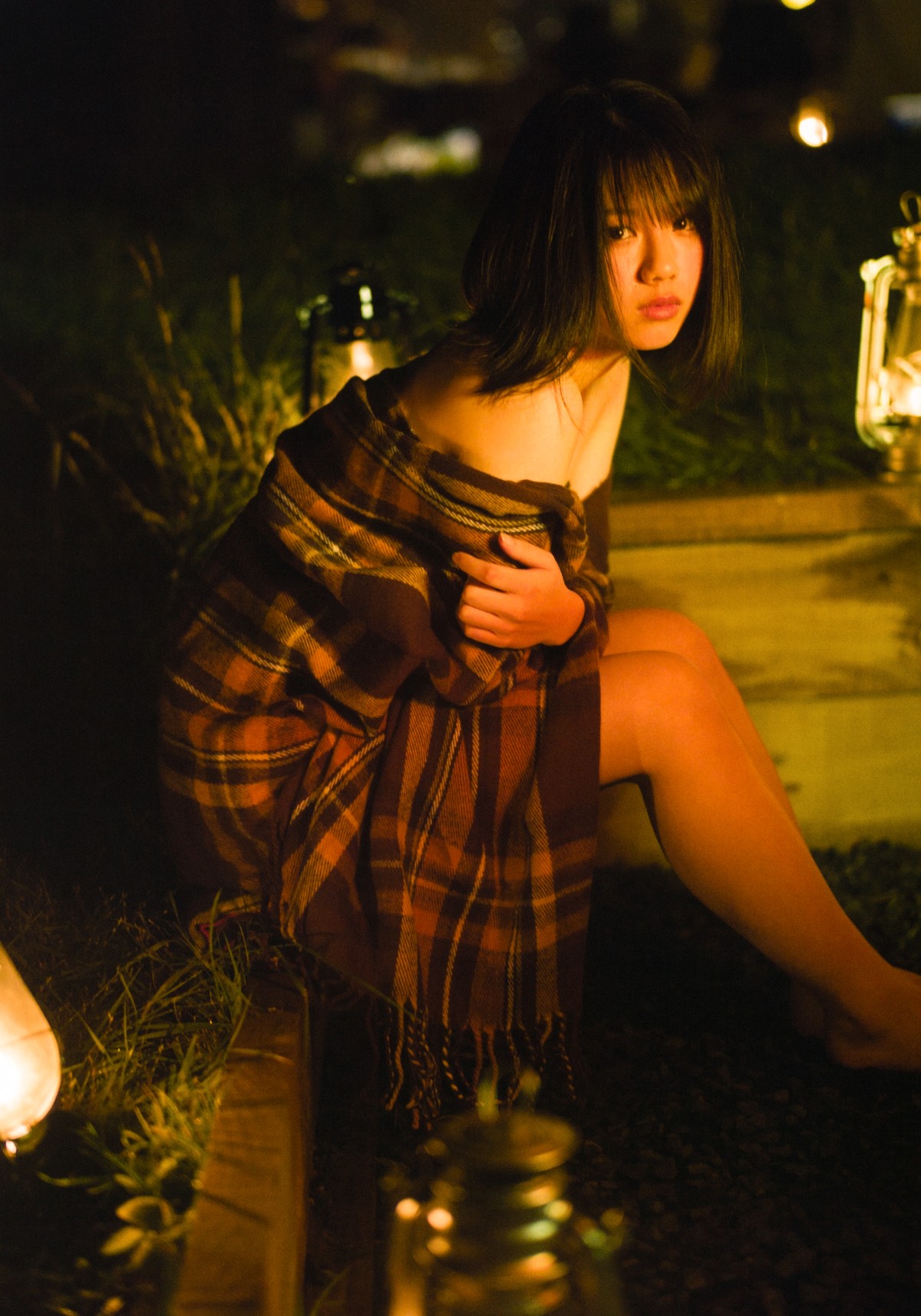 Photobook 2019 01 17 Miho Watanabe 渡邉美穂 1st Photobook Hidamari 0080 4890271692.jpg