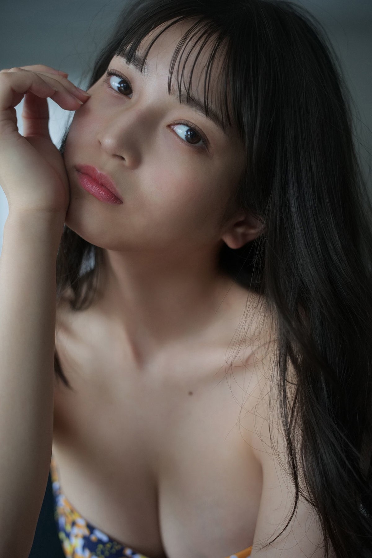 Photobook Kurosaki Nanako 黒嵜菜々子 YM 2021 Issue 31 Unreleased Cut 0026 5548600885.jpg