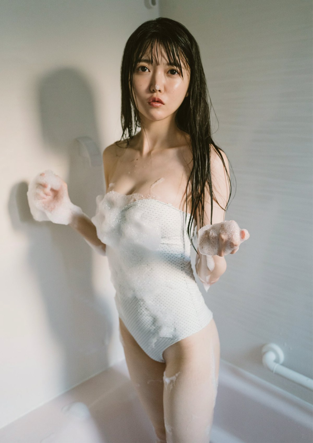 BUBKA Photobook Azusa Onodera 小野寺梓 Color Of Life 0041 3522863686.jpg