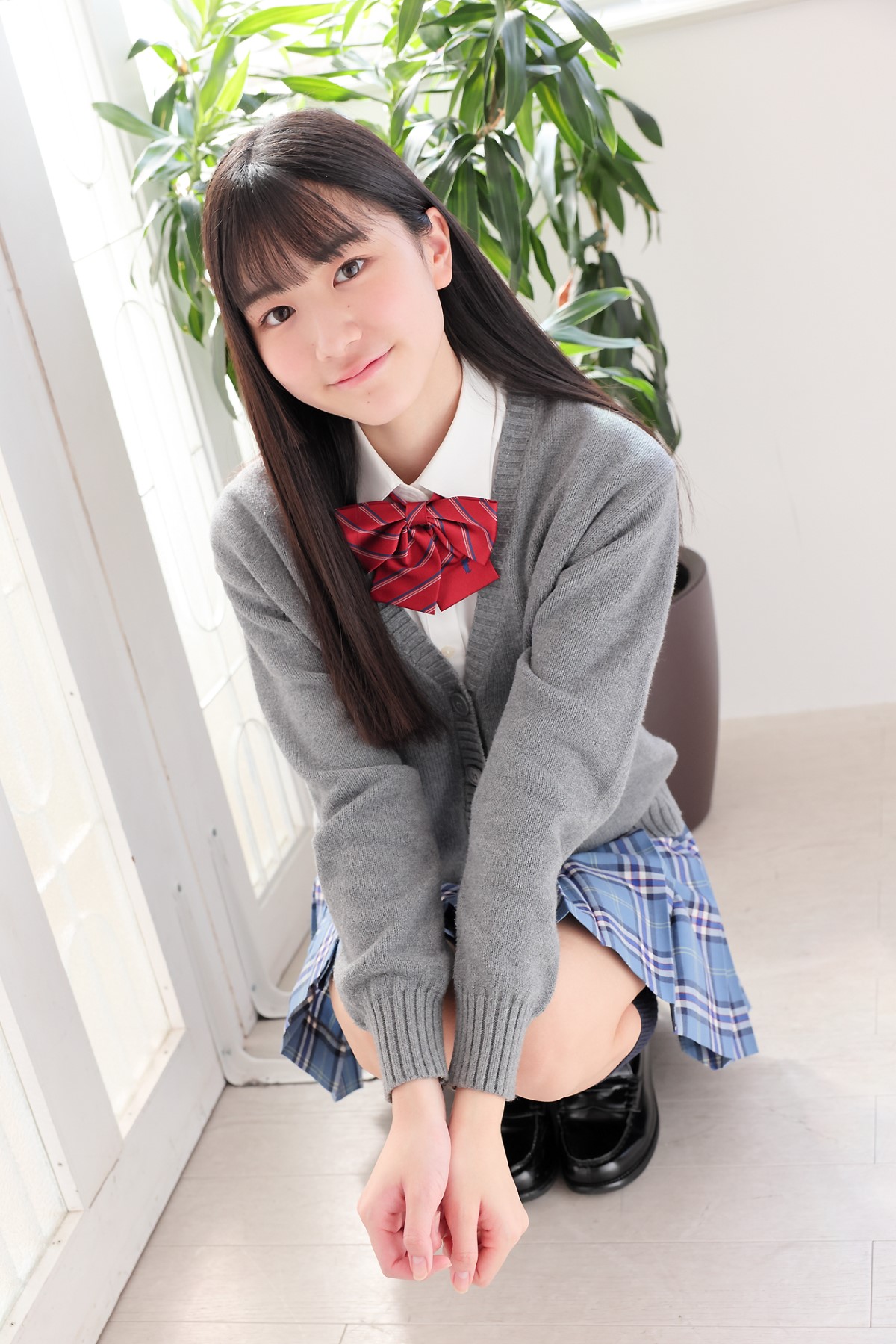 Minisuka tv 2022 11 24 Kaede Nagahara 長原楓 Regular Gallery 1 0035 9718944563.jpg