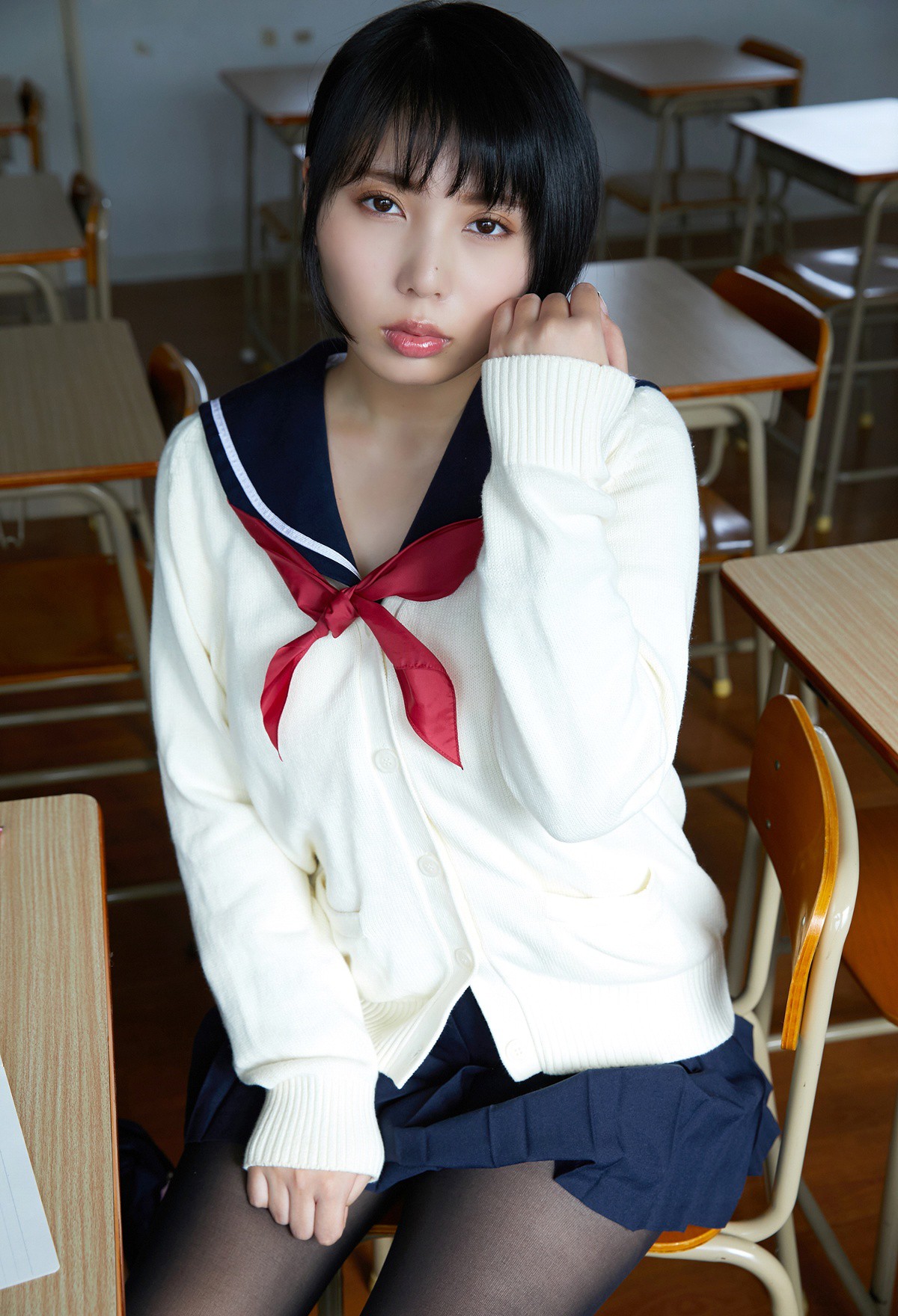 Photobook 2019 05 01 Kaoru Yasui 安位薫 Delusion After School Date 0025 9934582470.jpg