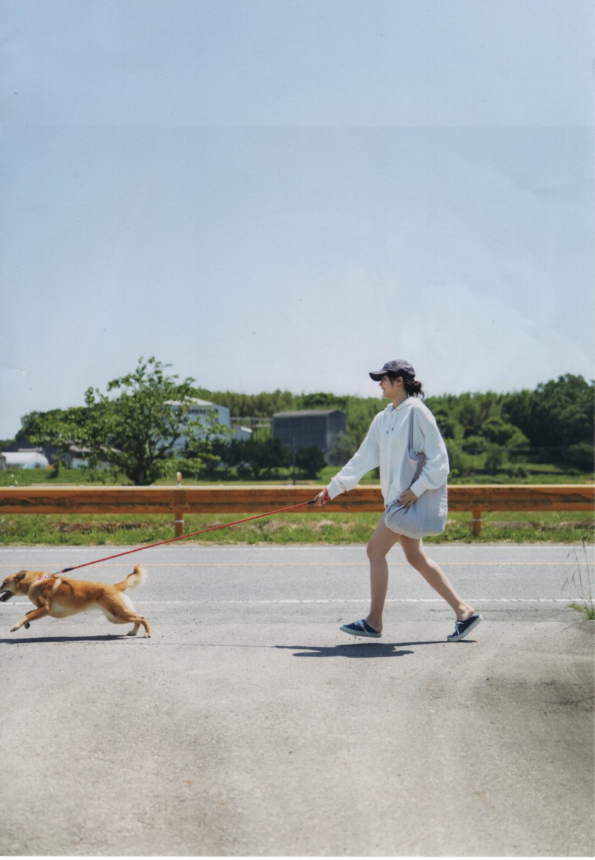 Photobook Yumiko Takino 瀧野由美子 1st Photobook I dont know you well yet 君のことをまだよく知らない 2021 09 22 0001 9130481831.jpg