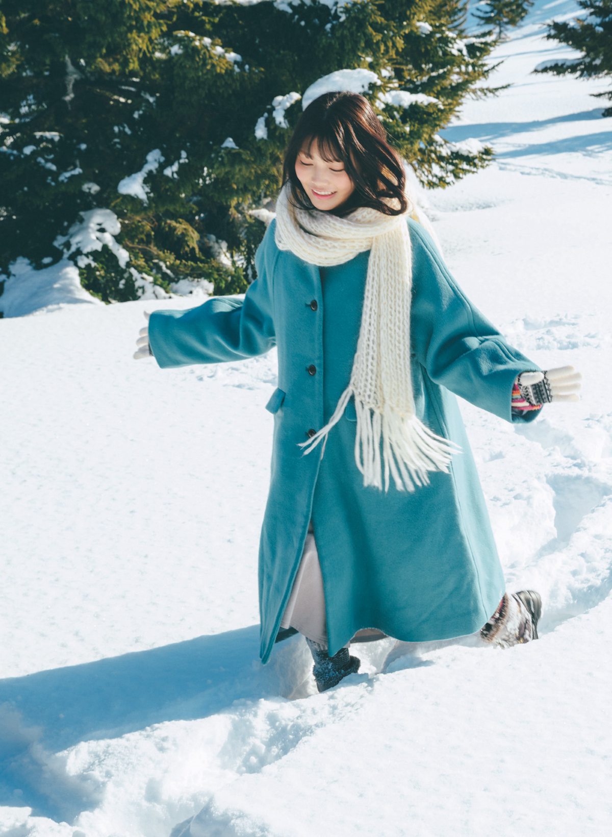 Photobook 松下玲緒菜2nd写真集 in the seasons 0031 9604032701.jpg