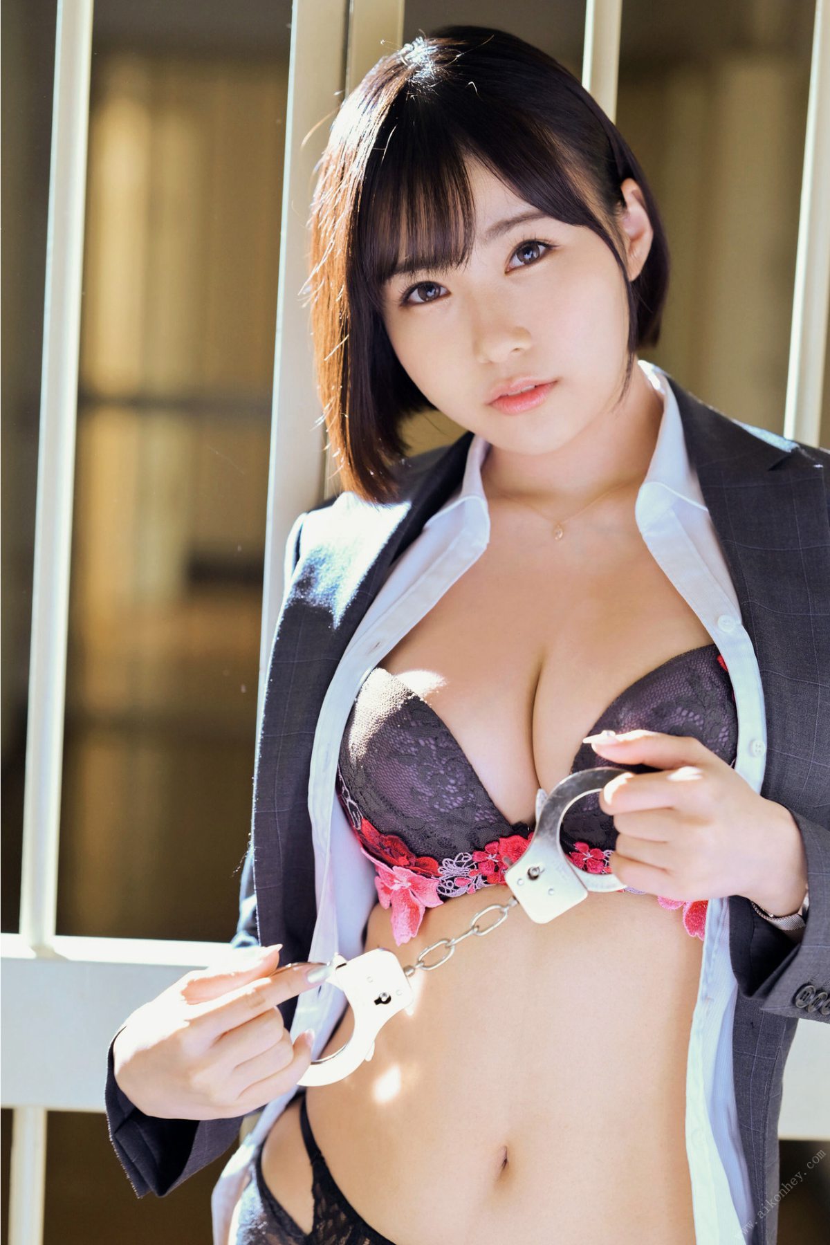 Photobook Asuna Kawai 河合あすな PRESTIGE POSE MESSAGE 08 2022 01 28 0044 4825436891.jpg