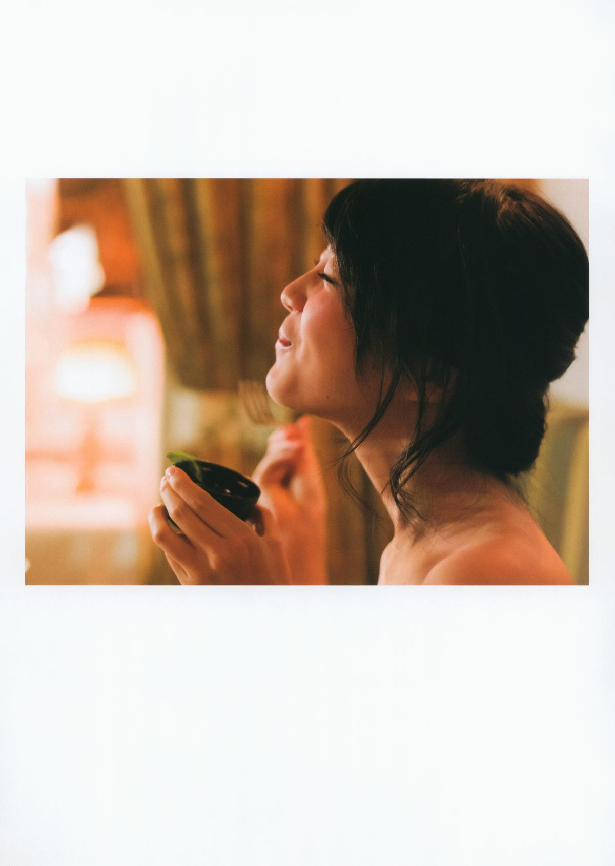 Photobook Erika Ikuta 生田絵梨花 1st Photobook Modulation 転調 2016 01 21 0078 4355095928.jpg