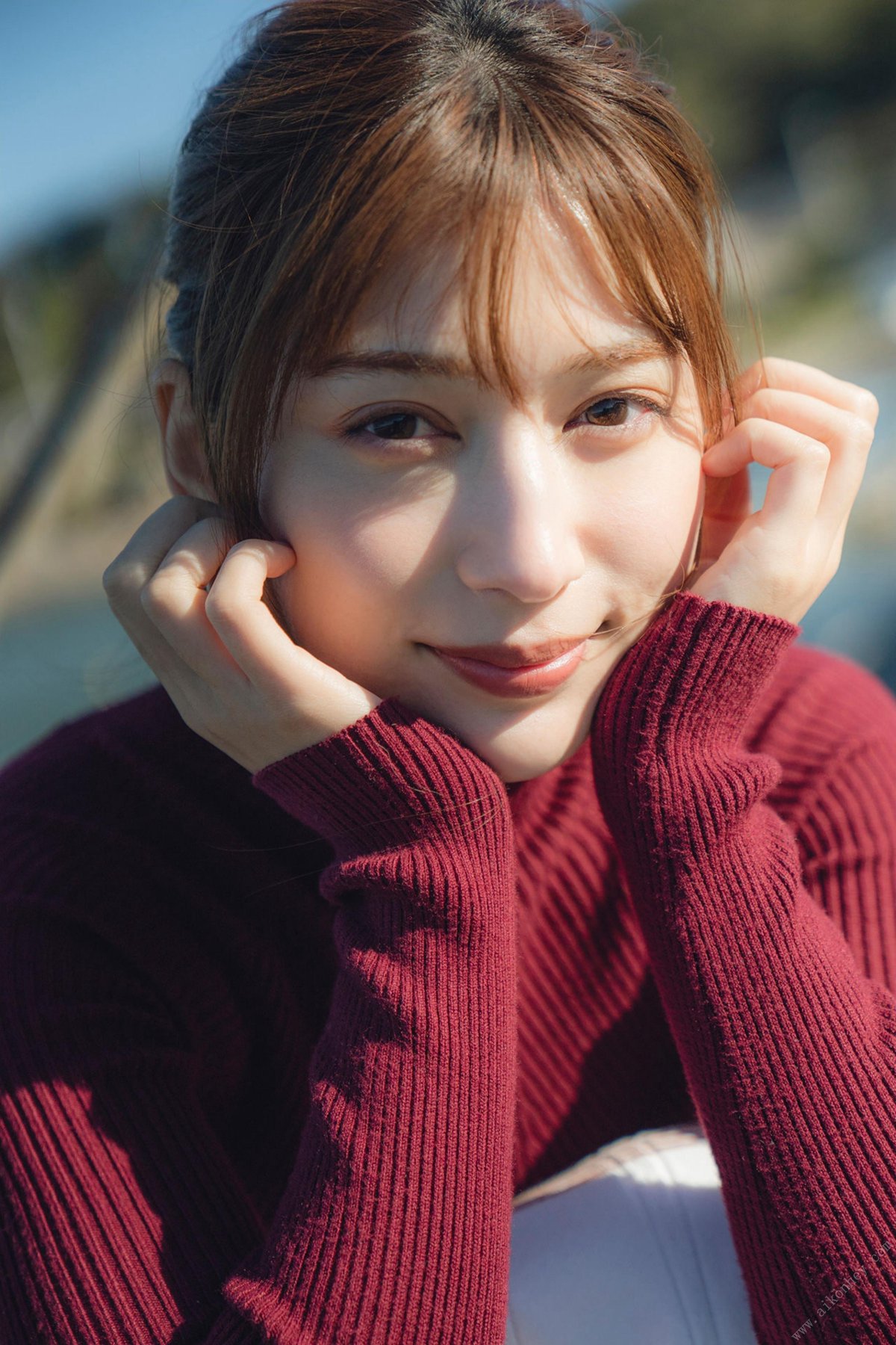 Platinum FLASH Photobook Risa Yukihira 雪平莉左 Ripples can be heard さざ波が聞こえる 2022 02 11 0001 0380740173.jpg