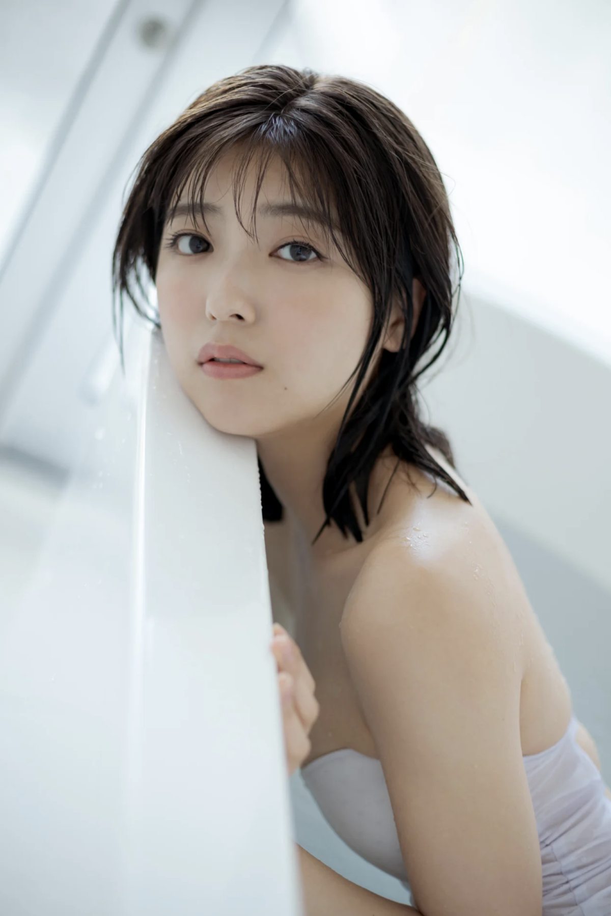 Friday夏だ 工藤美桜 納涼50カット公開 2022 08 01 0046 4327644667.jpg