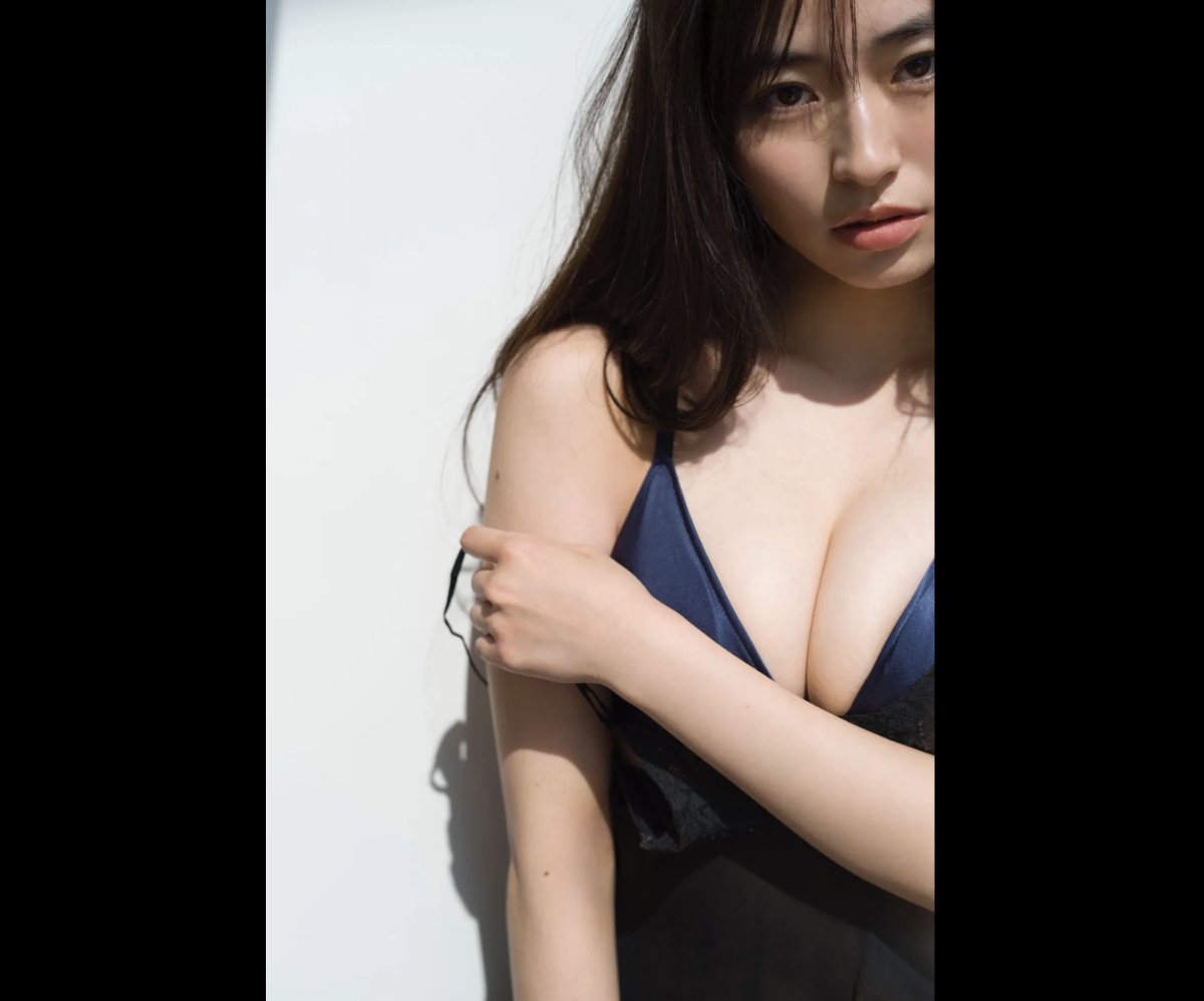 Photobook 桜田茉央 Fカップなお姉さん FRIDAYデジタル写真集 0010 7252007375.jpg