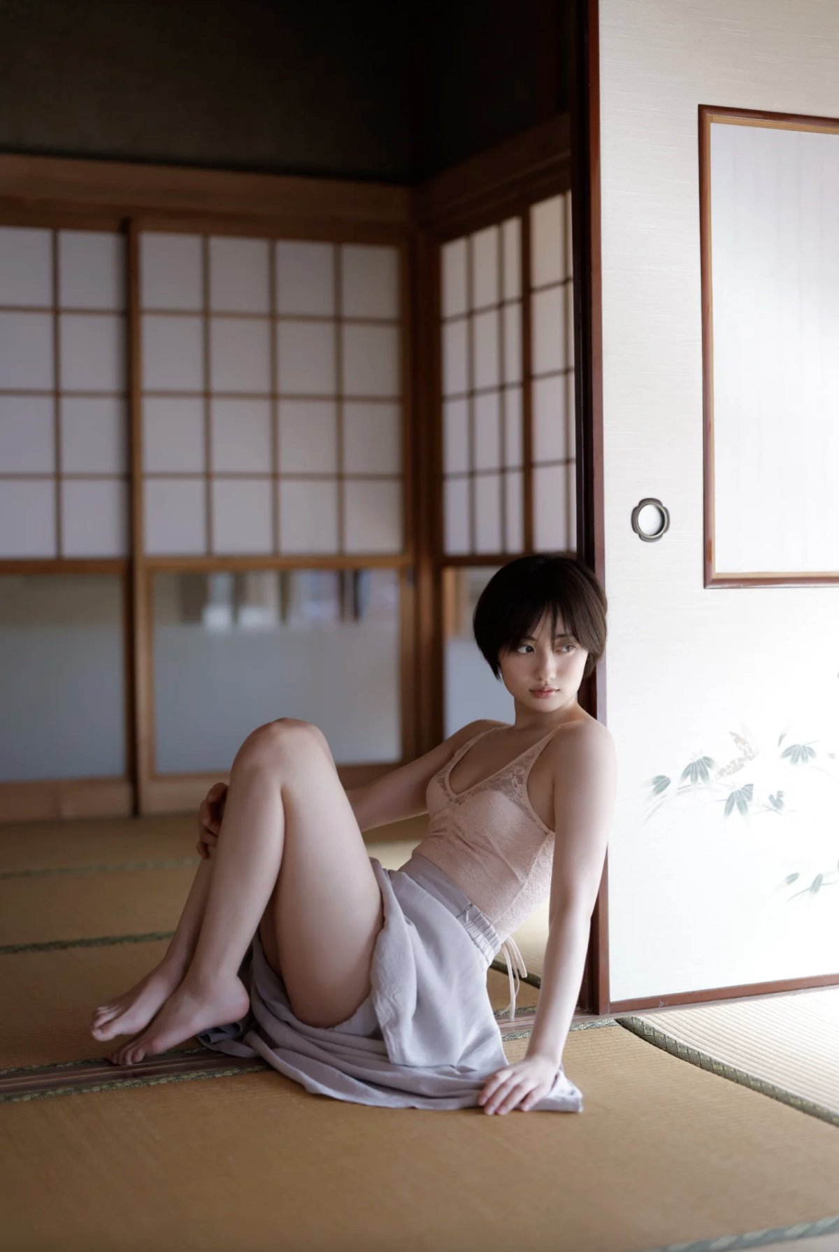 FRIDAY Kazusa Okuyama 奥山かずさ Monthly Girl 010 マンスリーガール 010 2022 03 30 High Qulity 0055 0996466873.jpg