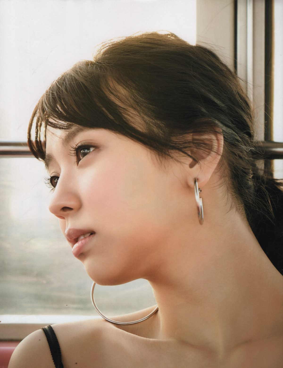 Photobook Keyakizaka46 Photobook – 21nin no Mikansei 欅坂46 ファースト写真集 21人の未完成 B 0103 3051810897.jpg